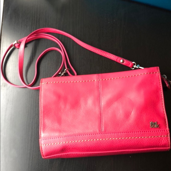 the sak iris demi clutch